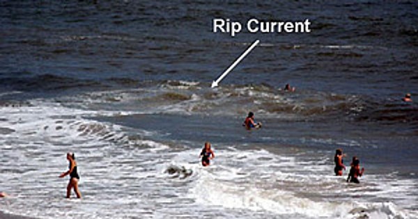 High rip current risk on Florida coast: Tips to stay safe in the water