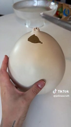 Creative DIY Easter Craft Idea Using Balloons and Candles