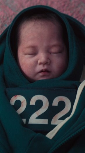 ǝɔuɐɹℲ xᴉlɟʇǝN on Instagram: "oups 🫦"