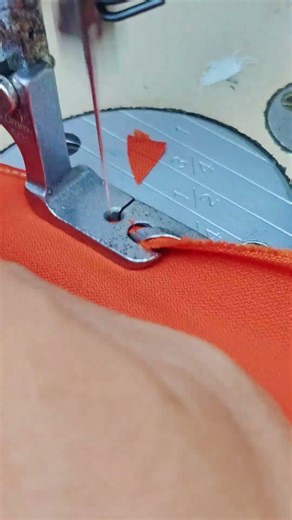 sewing the edge of the fabric using a special foot #hemmingfoot