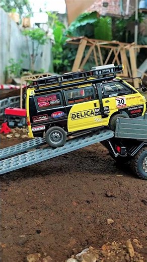 UNIMOG RC vs DELICA RC⁉️ 😱 The Ultimate RC Heavy Haul Challenge #rccars #automobile