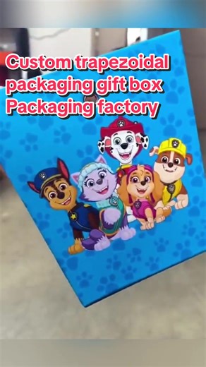 Source packaging factory:Have you ever seen this special trapezoidal packaging gift box made by machine? A lot of labor costs are saved.Please contact me if you are interested.#costom#packagingboxes#packagingboxmanufacture#giftbox#giftboxsurprise#trapezoidal#specialbox#bucketbox#rigidbox#foryoupage