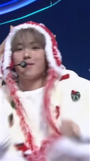 Sakuya awwww cute baby 😘💋💗 #nctwish #nct #sakuya #사쿠야 #cute #cutebaby #lovely #love #kiss #baby