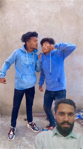 Introducing the "VitaWear SmartBand," a next-generation wearable gadget🎉