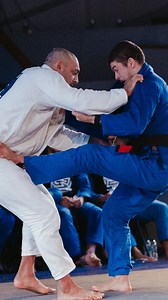 41K views · 723 reactions | 26 second jiu jitsu match 﫨 In the second 40 minute half of this Squads event the last match was only 26 seconds long. Team UK and Ireland were down 9 - 0. However, @aryabjj and @dinubucalet still managed to make it an entertaining match. | Polaris Professional Jiu Jitsu Invitational | Facebook