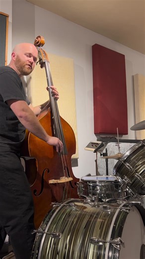 When you can’t find a band to commit too…😢 make ur own one man show #bassist #bassplayer #singer #sevennat #fypシ