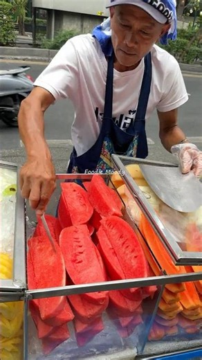 Amazing Fresh Tropical Fruits – So Juicy & Refreshing!