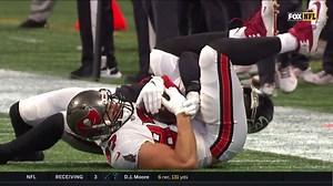 Gronk outmuscles LB for incredible sideline grab