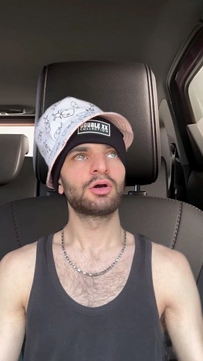 Raphael Sark on Instagram‎: "لبناني يجوّل سائح أجنبي في لبنان嵐 pt.1 @doublexxcollection "‎