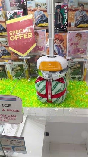 First Gacha store in the USA! #travel #vlog #gacha #gachapon