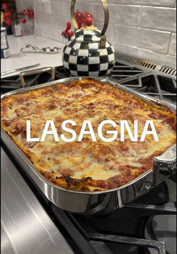 Homemade Lasagna Recipe Perfect for Christmas