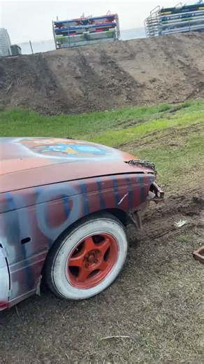 😩 #Rimrangecustoms #vn #commodore #derby #car