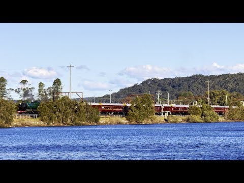 NSWGR 3526 NSWDR 4501 Express North Of Woy Woy - THNSW Gosford 2025