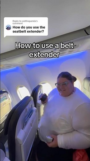 How to use a seatbelt extender on a plane ✈️ #plussize #plussizetravel #beltextender #seatbelt