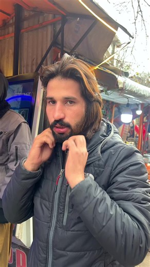 Habibi Come to Murree🥰. This video is made only for fun and enjoyment. All scenes are recorded during a public visit. No rules were violated and no harm was intended. Please watch and enjoy 😊@ZKR @zeeshankhan2103 #new #tranding #account #foryou #viralvideo