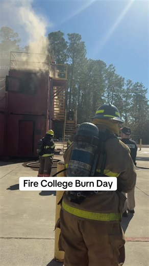 Below Grade & Above Grade Live Fire Burn With The Students #firetraining #fire #school #liveburntraining #students