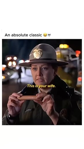 Rash on Instagram: "📺 Movie: Scary Movie 4 From alien invasions to cursed videotapes, Scary Movie 4 delivers outrageous parody and nonstop shock humor. Cindy Campbell returns as she faces absurd versions of films like War of the Worlds, The Grudge, and Saw. Packed with ridiculous gags— including the infamous hot dog cop scene—the movie mocks horror and sci-fi clichés with over-the-top comedy. Scary Movie 4 is all about crude laughs, pop-culture jokes, and pure parody chaos. #ScaryMovie4 #Parody