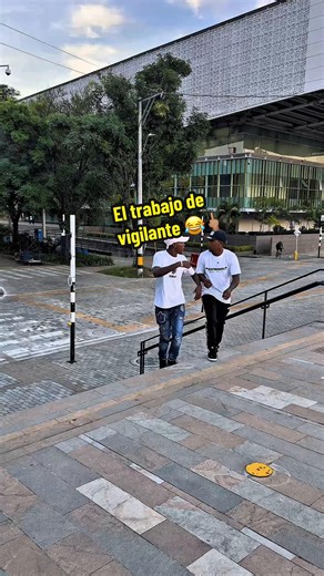 Trabajo de vigilante: ¿realmente fácil o chismoso?