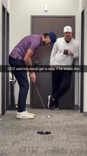 Agosthic on Instagram: "The 1997 film Titanic is a work that shows the depth of emotion that lasts even in the midst of tragedy through the fateful love of Jack and Rose. The style of director James Cameron, which is more focused on the emotions of the character than on the fantasy of directing, makes my heart cry, even if more memorable are not only the scene of the sinking of the ship, but also the moments when two people look at each other. The song that complements this feeling is Celine Dio