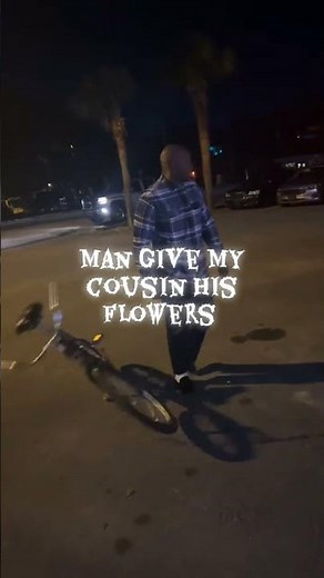 Debo still out here stealing peoples bikes and chains in 2025 🤣🤣 #funny #debo #friday #movie