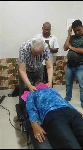 Traction to the back bone. #chiropractor #healing #holistichealing #wellness #druglesstherapy