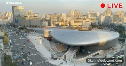 【LIVE】 Webcam en direct Séoul - Dongdaemun Design Plaza | SkylineWebcams