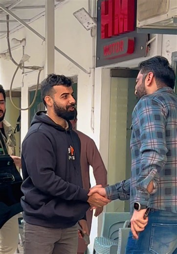 Welcome to HM Motors with Shadab Khan