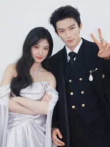 Lư Dục Hiểu: Khám Phá Vương Tình Việt