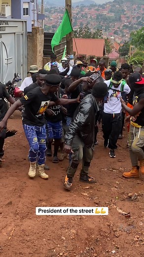 Top 10 AlienSkin Uganda Street Style