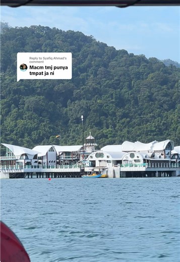 Exploring Istana TMJ and Boating Adventures in Johor