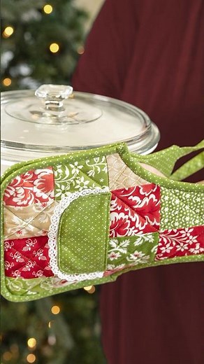 Make adorable apron hot pads with Tammy! #quilting #sewing #diy