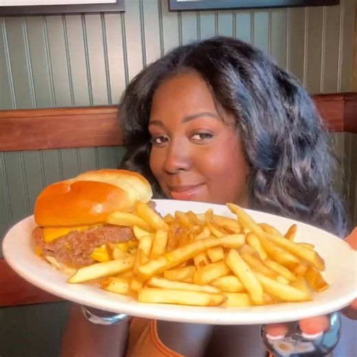 918 reactions · 52 shares | Ruby Tuesday made Tuesday the best day of the week! $6.99 burgers & sandwiches + fries.  It's big taste with a small spend.  | Ruby Tuesday | Facebook