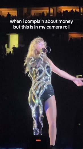 Taylor Swift's Glamorous Reputation Suit Debut