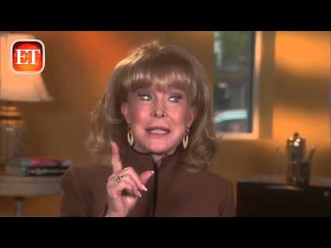 Barbara Eden: I'm Retiring My Jeannie Costume