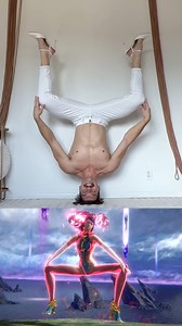 Bayonetta Crown Pose IRL🔥🔥🔥 #bayonetta #pose #cosplay #animeedits #irl | VIEL
