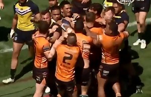 Video: Massive Australian rugby league brawl features the most Australian commentary ever