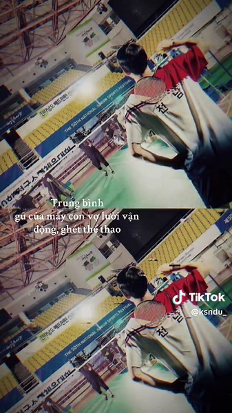 Choi Hyun Wook và Sự Thích Nghi Của Các Cô Gái