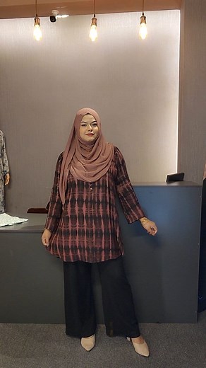 12K views · 155 reactions | New Hand Batik Tops 曆 Fabri:Export Lilen Front Long:33/Back Long:36 Code:059 #viral #viralvideos #tops #dress #newtops | Be Unique | Facebook