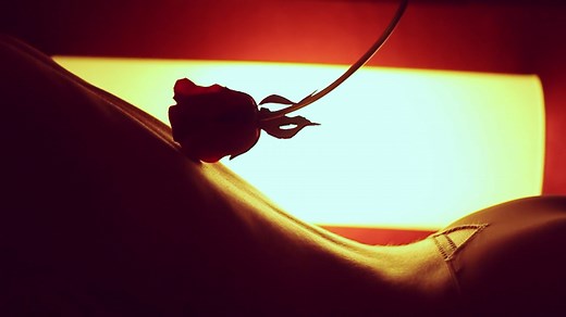 String ouvert : audace, dentelle et sensualité sans détour