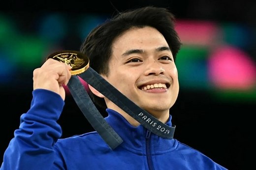 Double Gold Medal ni Carlos Yulo, sobrang nagbigay saya sa mga Pinoy | ABS-CBN Sports