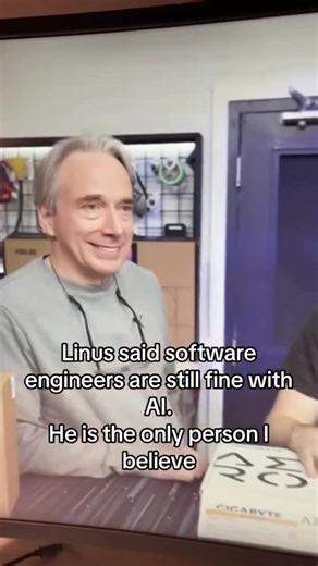 Programming Tips And Tricks on Instagram: "We aren't afraid of it because we understand it #Linux #programming #computerscience"