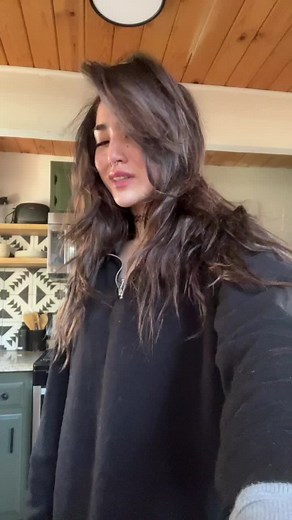 this was a comment response on my other account but it was filmed here and it’s still in my drafts so here I’m posting it bye