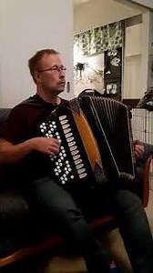 Sami Pelkonen- Elämää juoksuhaudoissa