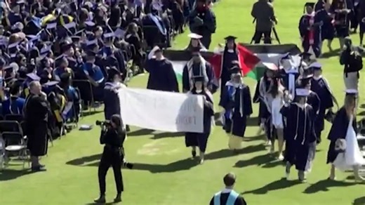 Jerry Seinfeld talks 'Unfrosted,' turning 70, Larry David and more