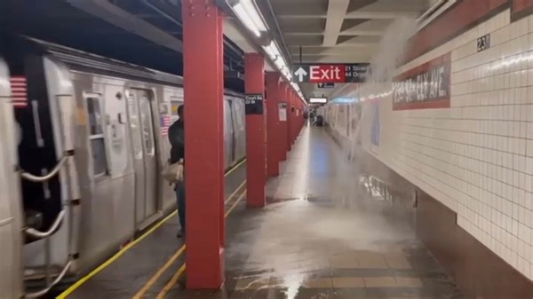 MTA: Inundaciones impactaron 200 estaciones de metro en NYC, y 22 necesitan reparaciones exhaustivas