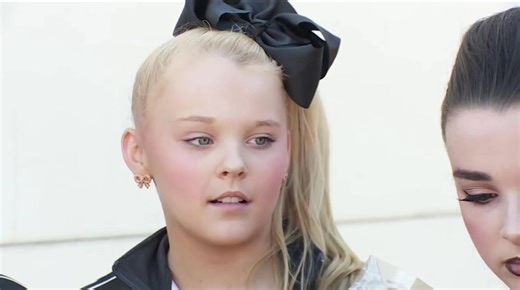Dance moms bonus scenes Abby talks about working with Nia and the girls talk about “sticking together” #dancemoms #fyp
