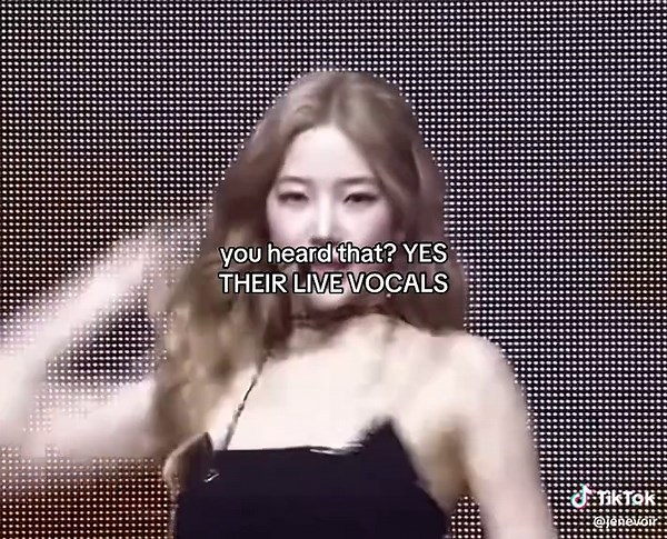 Nmixx Live Vocal Performance Reaction | Yunjin, Sakura, Chaewon, Kazuha