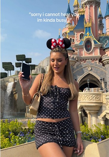 Lucinda & Sean's Disneyland Adventure