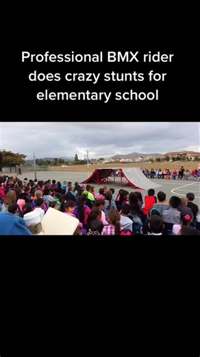 Incredible BMX Tricks Displayed by One-Legged Rider