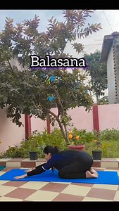 5 Easy Yoga Asanas for Full Body Relaxation | Daily Yoga Practice This yoga session includes Balasana, Adho Mukha Svanasana, Makarasana, Setu Bandhasana and Tadasana. These asanas help in full body stretching, relaxation, posture improvement and stress relief. Suitable for beginners and daily yoga practice. Practice regularly for better flexibility and inner calm. #yoga #flexibility #dailyyoga #instalike #fbreels | Vidhi Kukreti